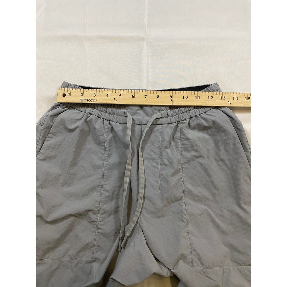 Lululemon Lab Mens Grey Ripstop Utility Shorts Size S Drawstring Athletic - Picture 7 of 9